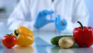 新修訂《食品安全法實施條例》增設‘處罰到人’ 最高可處年收入10倍罰款，強化食品銷售監管